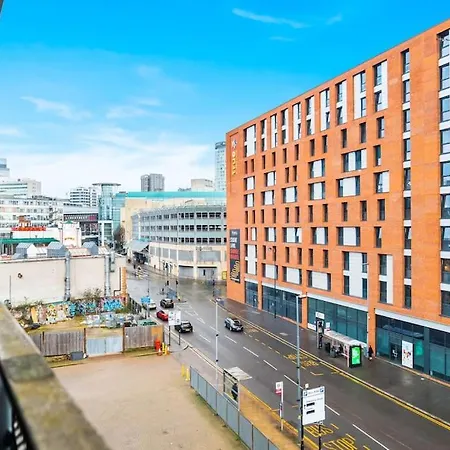 Apartment Funky Arcadian Centre By Azura Nights Birmingham
